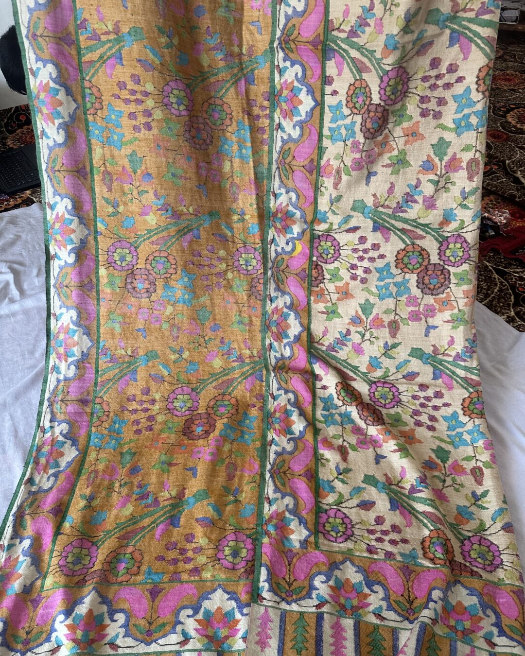 Double-Sided Kani Work Pashmina Shawl – Handwoven Floral Reversible Kashmiri Shawl
